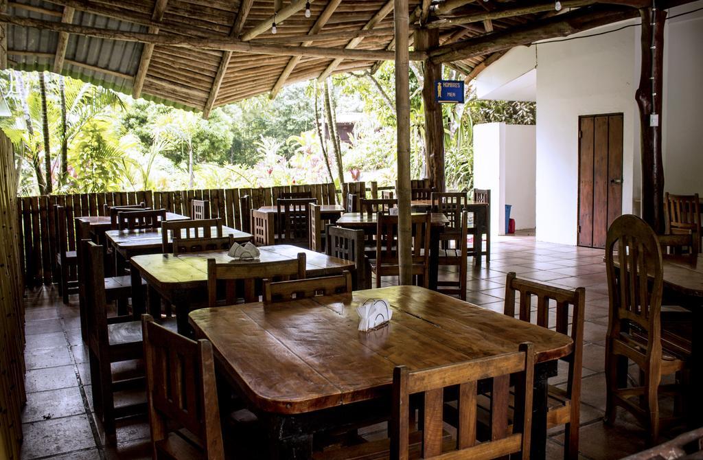 Manuel Antonio Hostel Resort Exterior foto